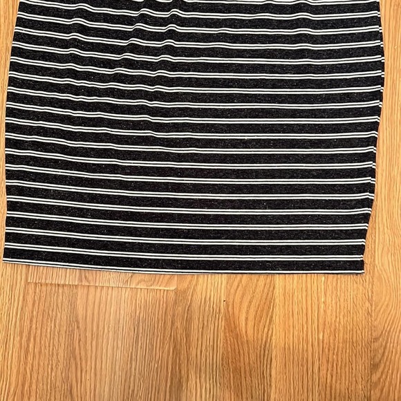Athleta Vida Navy and White Stripe Dress - Picture 6 of 8